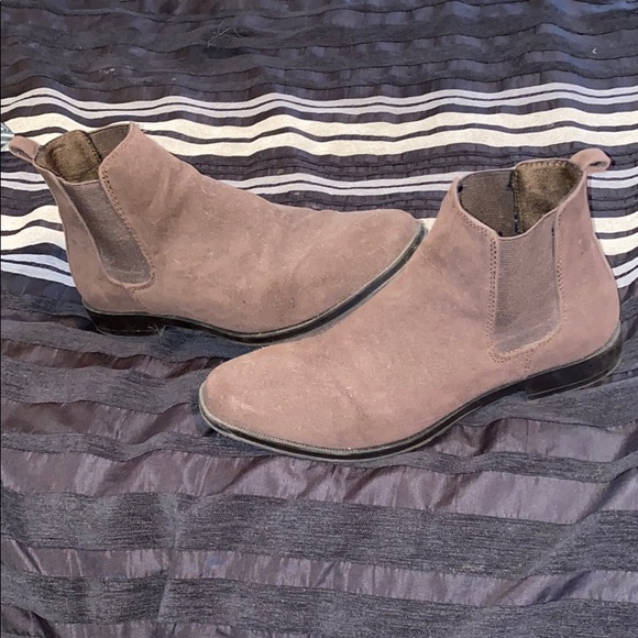 Brown suede boots - Picture 2 of 2